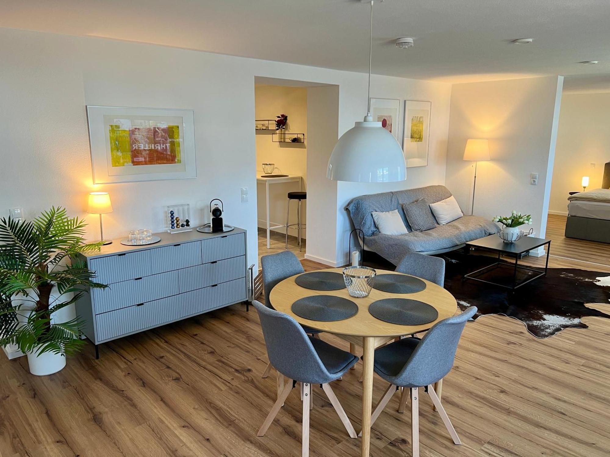 Modernes Studio-apartment In Toller Waldrand-lage Kaiserslautern